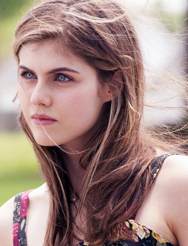 Alexandra Daddario (アレクサンドラ・ダダリオ)画像