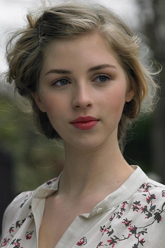 Hermione Corfield (ハーミオーネ・コーフィールド)画像