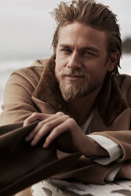 Charlie Hunnam (チャーリー・ハナム)画像